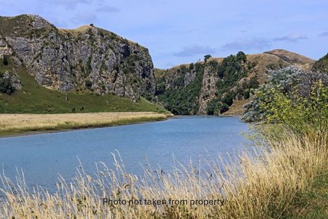 Photo of property in 9 John Ross Place, Kairakau, Havelock North, 4295