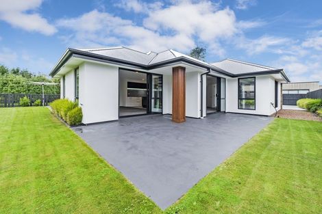 Photo of property in 29 Irvines Track, Halswell, Christchurch, 8025