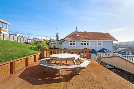 Photo of property in 70 Easther Crescent, Kew, Dunedin, 9012