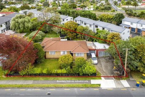 Photo of property in 34 West Coast Road, Glen Eden, Auckland, 0602