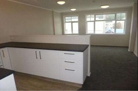 Photo of property in Ex Dowsons Shoes, 170-172 High Street, Hutt Central, Lower Hutt, 5010