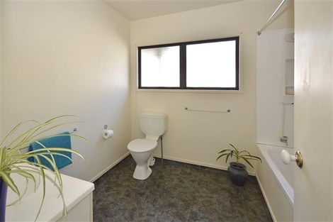 Photo of property in 25b Barrack Road, Mount Wellington, Auckland, 1060