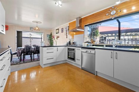 Photo of property in 21 Mckain Place, Fitzroy, Hamilton, 3206