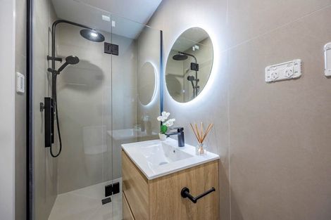 Photo of property in 134a Mokoia Road, Chatswood, Auckland, 0626