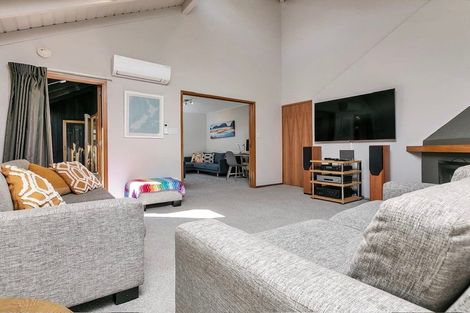 Photo of property in 14 Asbury Crescent, Campbells Bay, Auckland, 0630