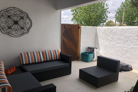 Photo of property in 21 Steele Road, Forest Lake, Hamilton, 3200