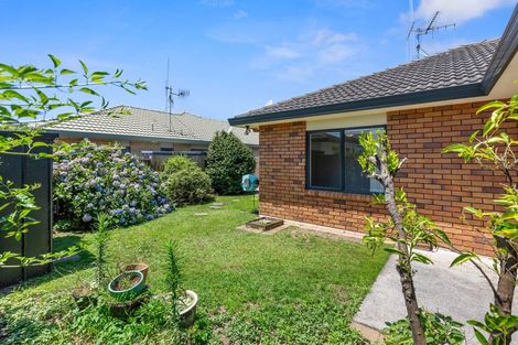 Photo of property in 24 Evansbel Place, Papamoa Beach, Papamoa, 3118