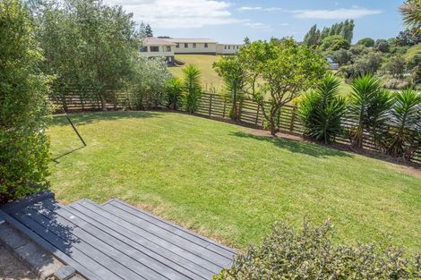 Photo of property in 28 Berghan Road, Coopers Beach, 0420