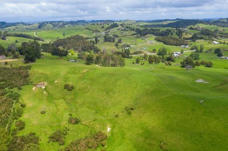 Photo of property in 229 Settlement Road, Kaiwaka, 0573