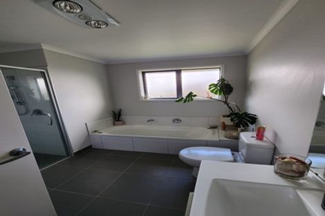 Photo of property in 4 Balmore Crescent, Pokeno, 2402