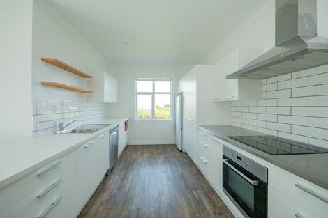 Photo of property in 44 Crosby Street, Mornington, Dunedin, 9011