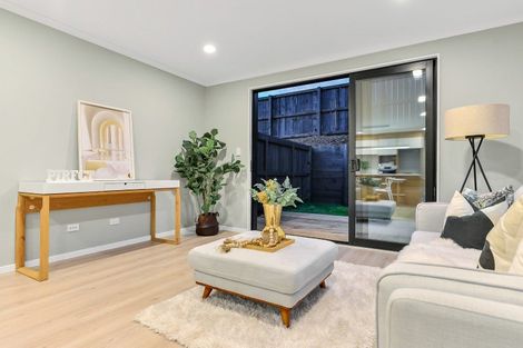 Photo of property in 2/33 Tokerau Drive, Rototuna North, Hamilton, 3210