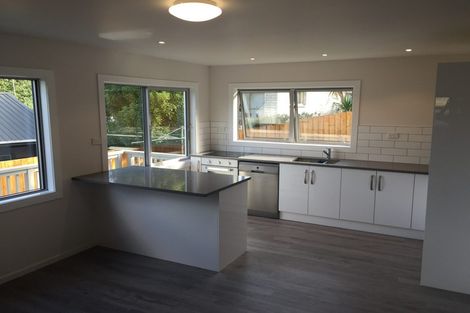 Photo of property in 1/54 Carlisle Road, Browns Bay, Auckland, 0630