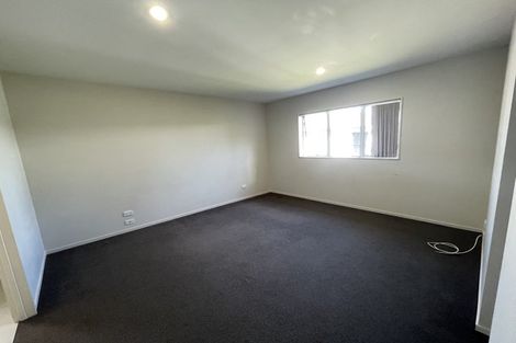 Photo of property in 4 Popokatea Drive, Takanini, 2112