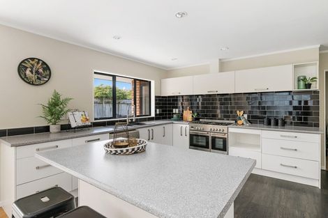 Photo of property in 9 Jeannie Way, Waikanae Beach, Waikanae, 5036