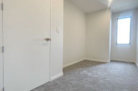 Photo of property in 29 Tieke Lane, Massey, Auckland, 0614