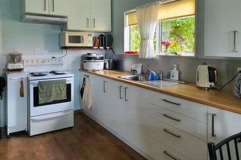 Photo of property in 4 Smeath Road, Kawakawa, 0210