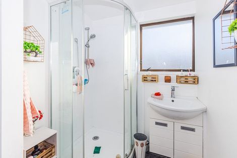 Photo of property in 2 Burmah Street, Aramoho, Whanganui, 4500