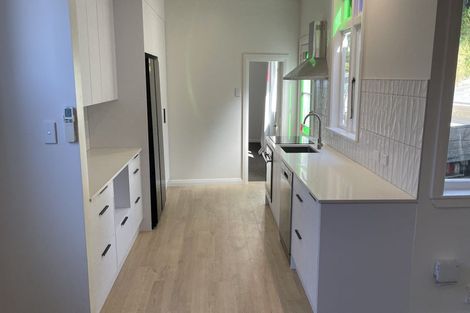 Photo of property in 361 The Terrace, Te Aro, Wellington, 6011