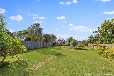 Photo of property in 49 Caius Avenue, Gonville, Whanganui, 4501