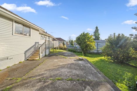 Photo of property in 3 Buller Crescent, Manurewa, Auckland, 2102