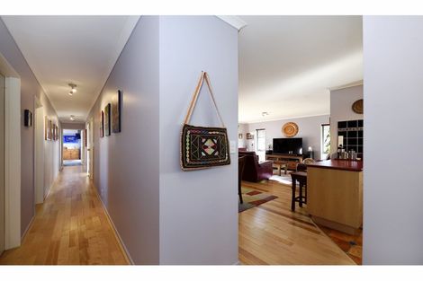 Photo of property in 19 Covent Drive, Stoke, Nelson, 7011