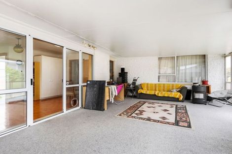 Photo of property in 28 Compton Street, Woolston, Christchurch, 8062