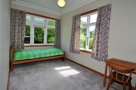 Photo of property in 32 Bayfield Road, Andersons Bay, Dunedin, 9013