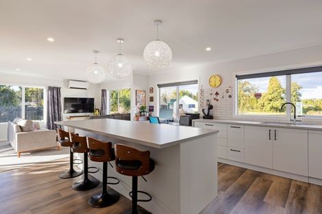 Photo of property in 17 Taksan Place, Pukete, Hamilton, 3200