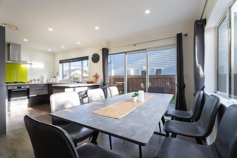 Photo of property in 25 Trelawny Terrace, Grenada Village, Wellington, 6037