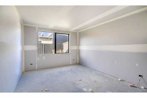 Photo of property in 8 Barker Place, Waikiwi, Invercargill, 9810