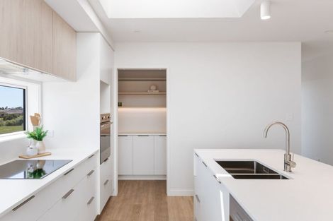 Photo of property in 10 Rehua Way, Papamoa, 3118