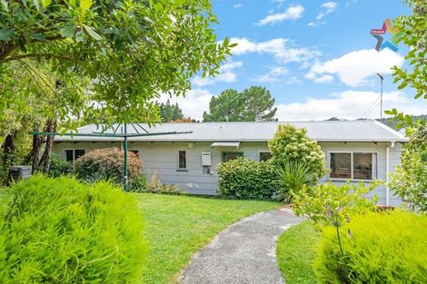 Photo of property in 34 Fenchurch Grove, Stokes Valley, Lower Hutt, 5019