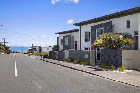 Photo of property in 90b Buller Street, New Plymouth, 4312