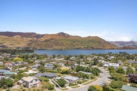 Photo of property in 105 Hunter Crescent, Wanaka, 9305