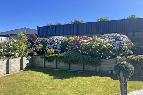 Photo of property in 15 Dove Place, Holmes Hill, Oamaru, 9401