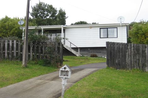 Photo of property in 85 Stillwater Crescent, Stillwater, Silverdale, 0993