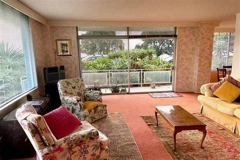 Photo of property in 4/381 Tamaki Drive, Saint Heliers, Auckland, 1071