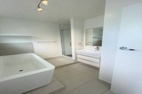 Photo of property in 9/11 Kingsway Avenue, Sandringham, Auckland, 1025