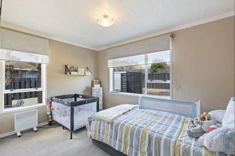 Photo of property in 27 Glamis Avenue, Bell Block, New Plymouth, 4312