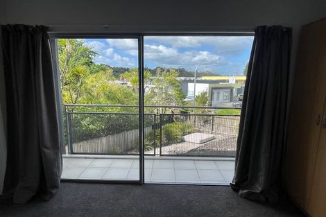 Photo of property in Albany Central, 2d/210 Dairy Flat Highway, Albany, Auckland, 0632