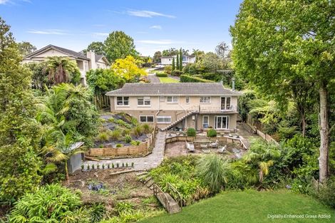 Photo of property in 13 Hartles Place, Mellons Bay, Auckland, 2014