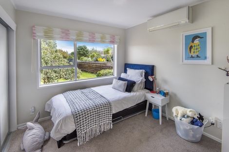 Photo of property in 31 Sealy Road, Torbay, Auckland, 0630
