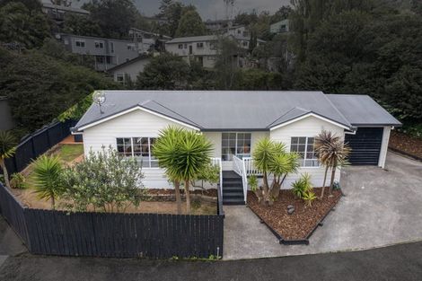 Photo of property in 1/69 Mountbatten Avenue, Hillcrest, Auckland, 0627