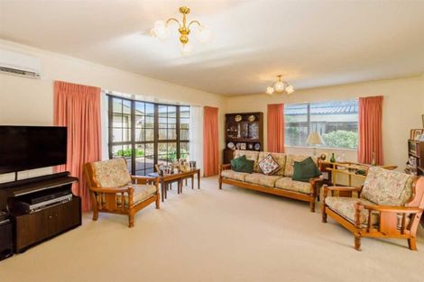 Photo of property in 63a Ngaio Road, Waikanae, 5036