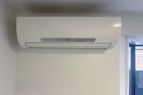 Photo of property in 8a Roa Road, Fendalton, Christchurch, 8041