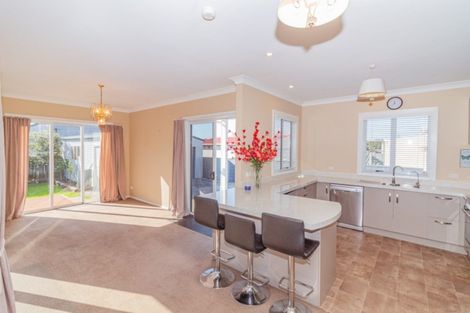 Photo of property in 10 College Street, Whanganui, 4500