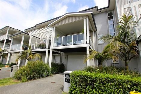 Photo of property in 33 Landmark Terrace, Orewa, 0931