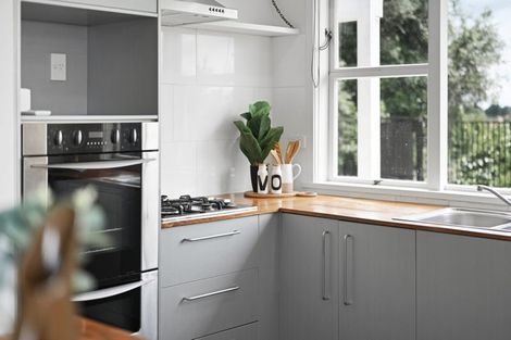 Photo of property in 47 Montgomery Crescent, Bader, Hamilton, 3206