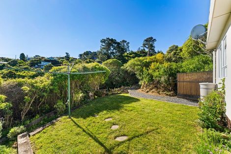Photo of property in 40 Akatea Road, Korokoro, Lower Hutt, 5012